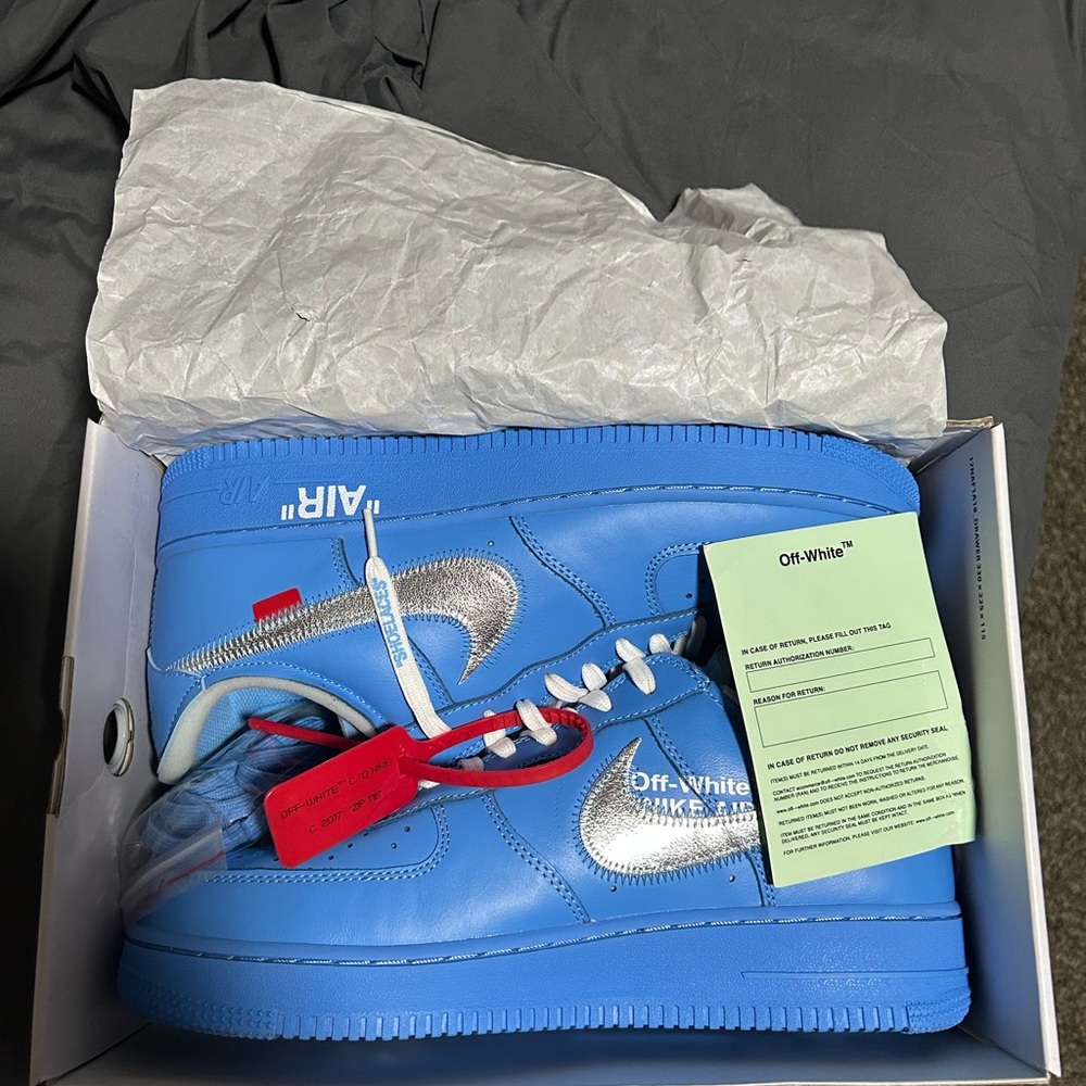Off white University blue air force one size 12